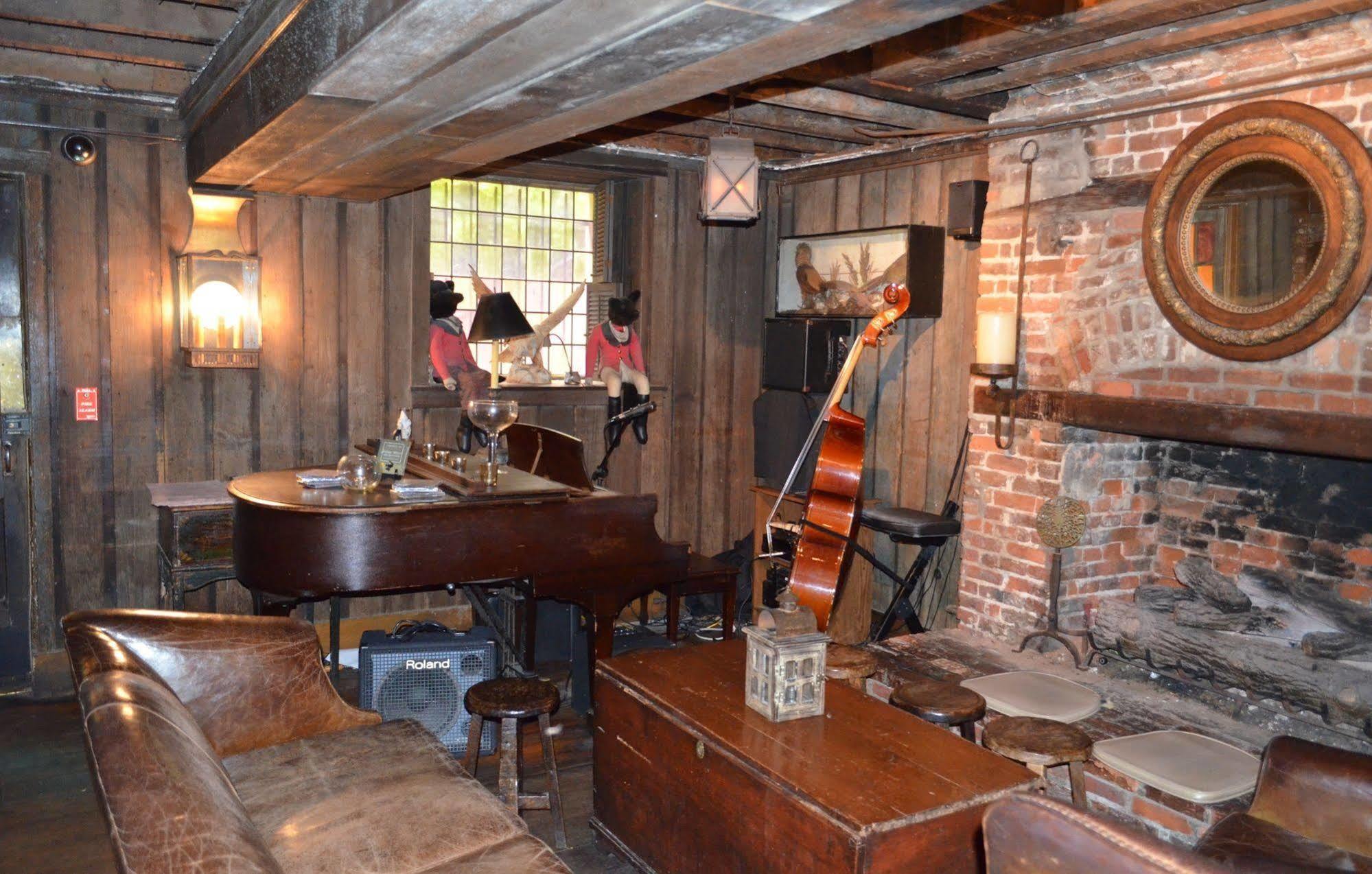 Planters Inn On Reynolds Square (Adults Only) Саванна Экстерьер фото